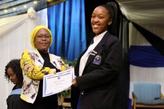 Onthatile Qhu - Best Netball Defender.JPG